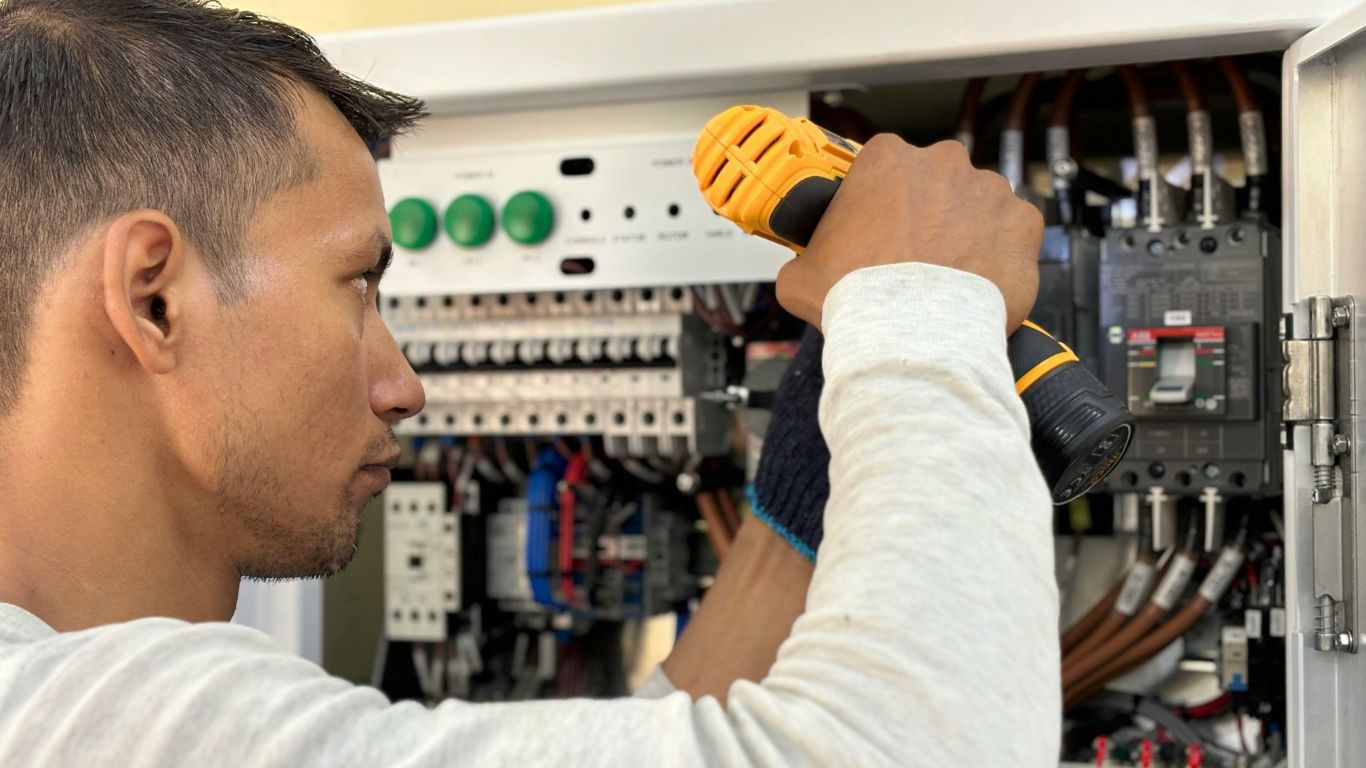 Electrical Services in Dubai